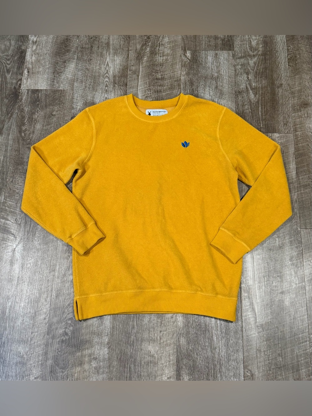 Dutch Bros Sweatshirt Large Yellow Coffee Chain logo Pullover fleece sweater bag